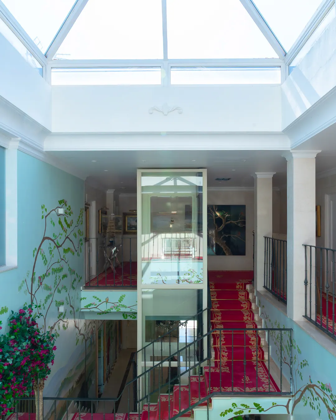 Ascensor Aritco HomeLift Compact de cristal en blanco · Vivienda unifamiliar en Ciudalcampo · vista general